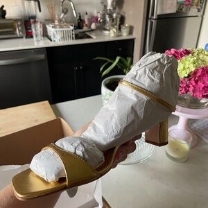 Reformation Sage Heeled Sandal Gold - Size 10.5